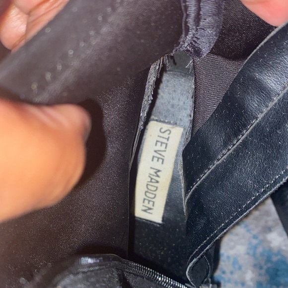 Black suede Steve Madden ankle boots - Picture 4 of 6